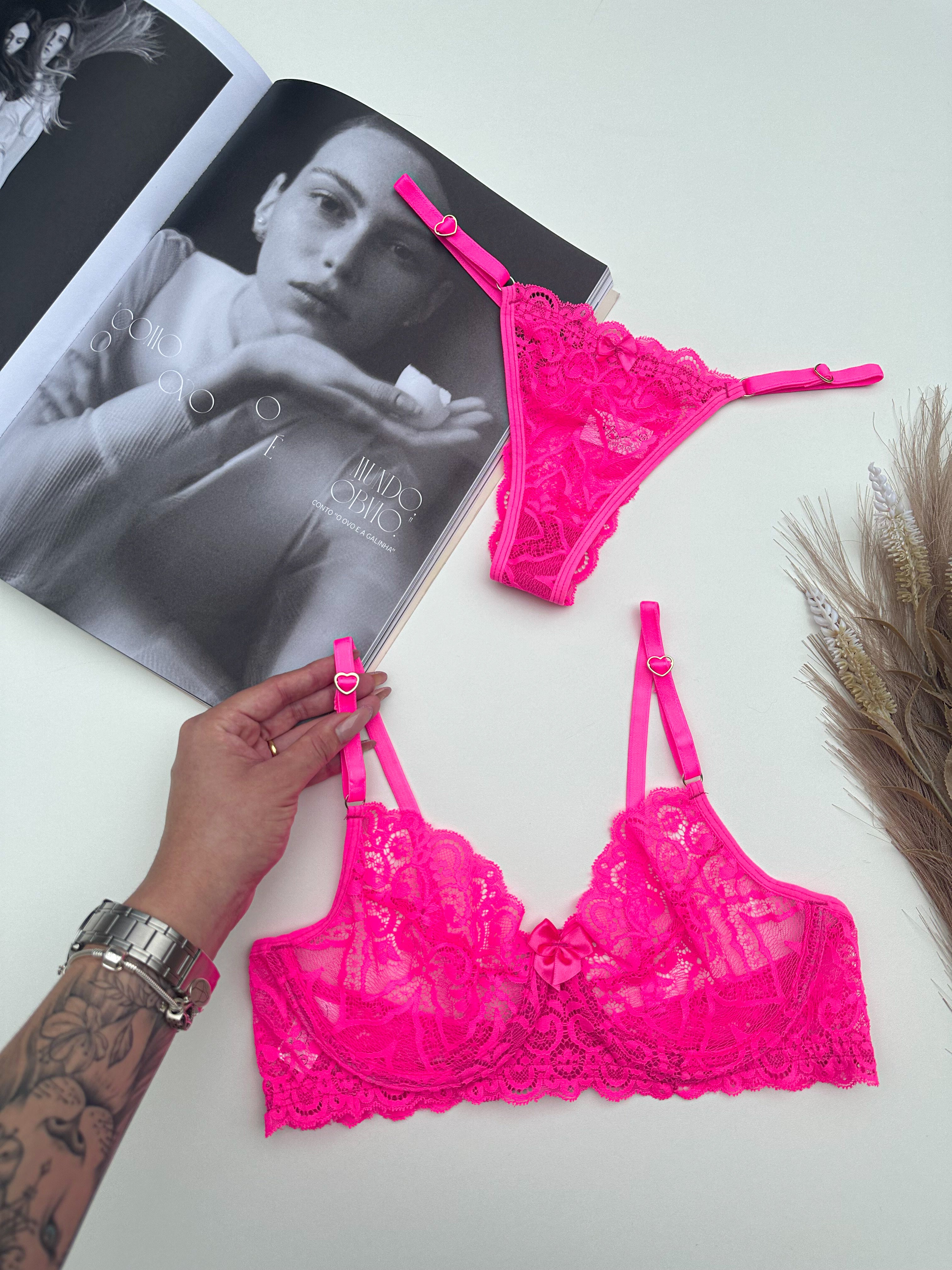 Conjunto Surpreender - Sutiã de Renda com Aro e Calcinha de Fio