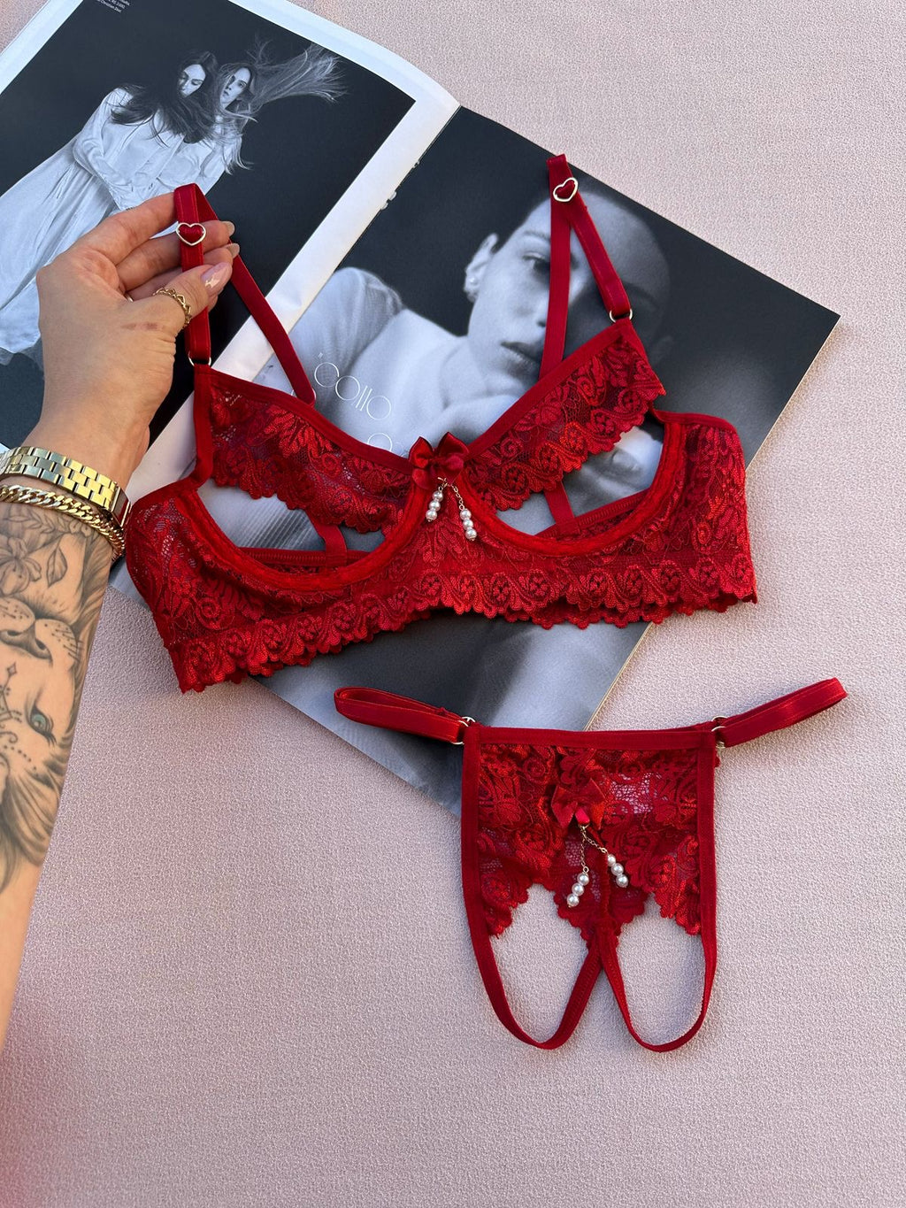 Conjunto Fogo - Sutiã Renda e Calcinha  Detalhes em Pérola