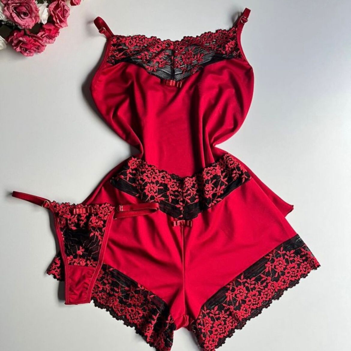 Baby Doll Vermelho com Preto + Calcinha